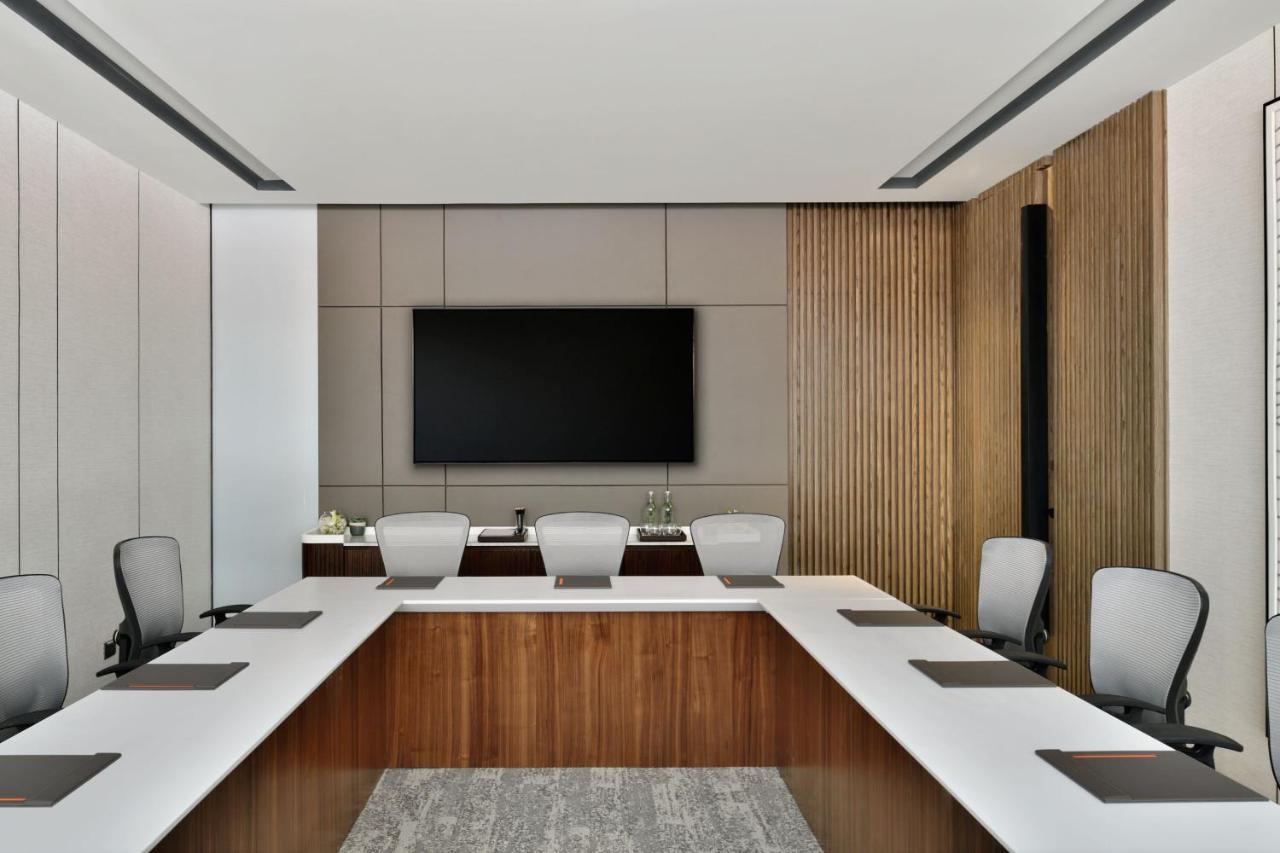 Marriott Executive Apartments Navi Mumbai Exterior photo